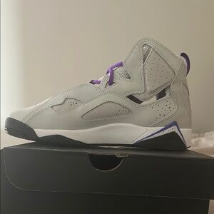 Brand new Jordans in the box. Never worn. Excellent condition